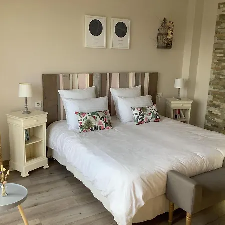 Bed & Breakfast Les Etoiles De - D'hôtes De Charme Près De Rocamadour Au Coeur Du Parc Naturel Des Causses Du Quercy