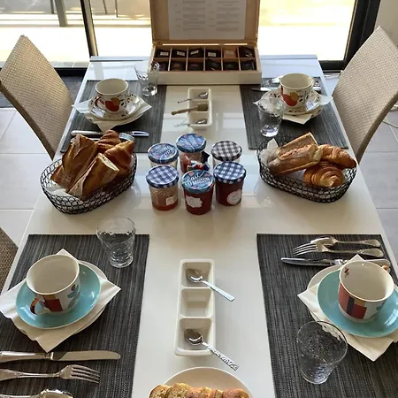 Bed & Breakfast Les Etoiles De - D'hôtes De Charme Près De Rocamadour Au Coeur Du Parc Naturel Des Causses Du Quercy 4*